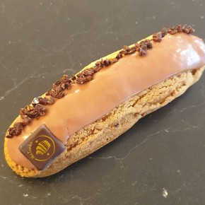 Eclair au chocolat